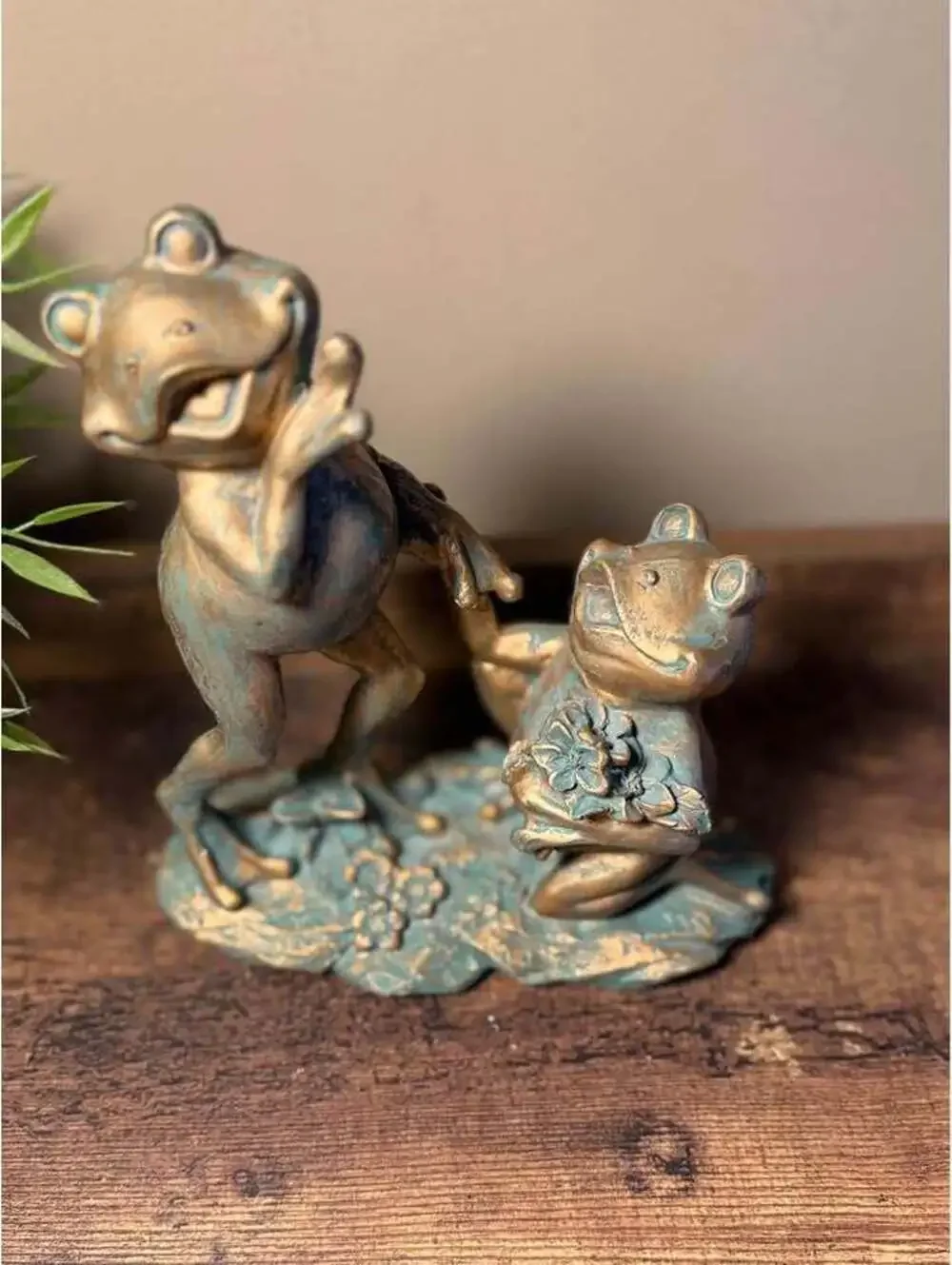 Vintage Style Bronze and Verdigris Frog Couple Figurine